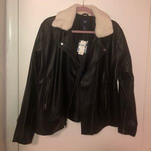 NEW GAP leather jacket with faux fur